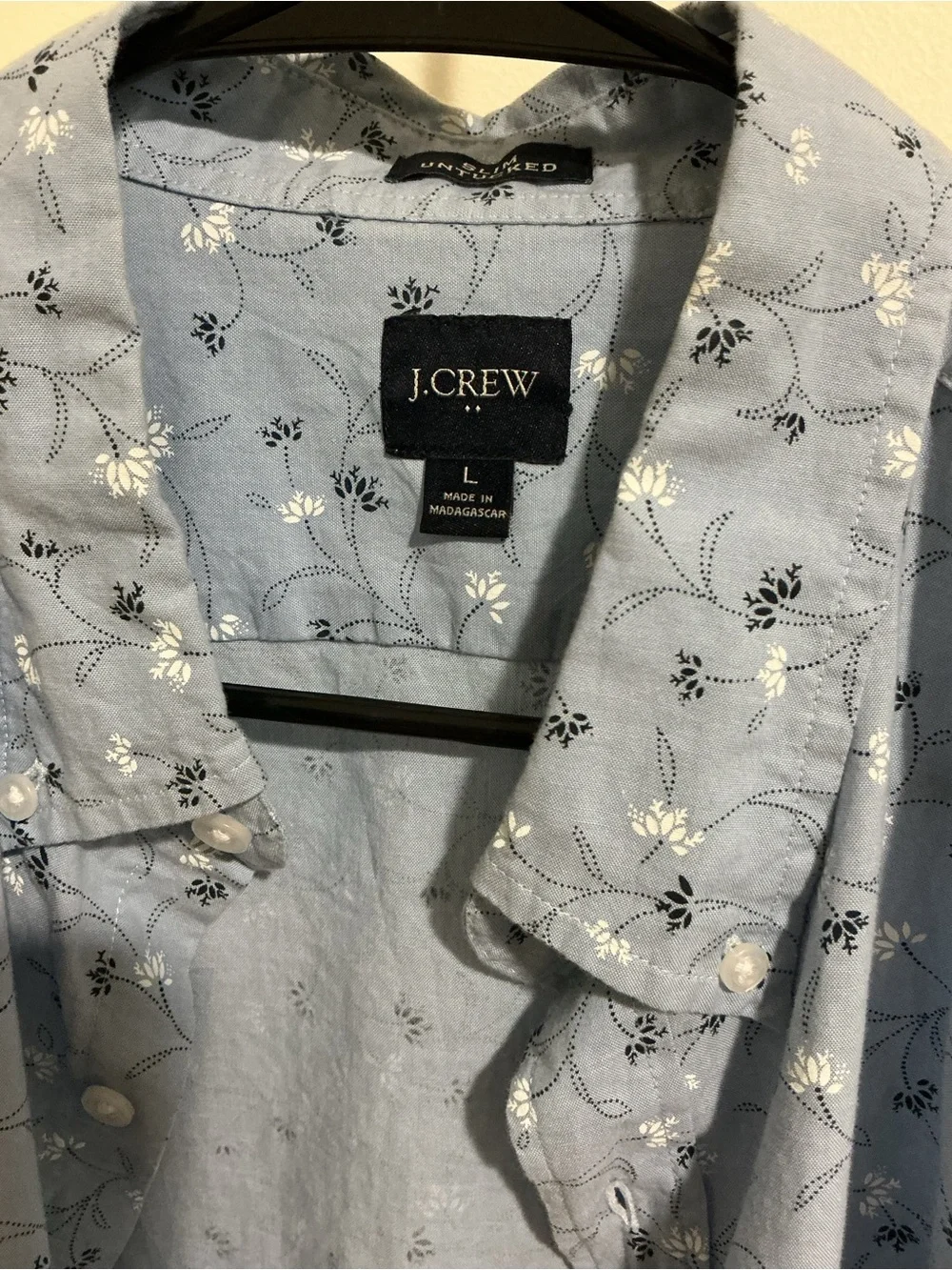 J. Crew Light Blue Floral-Print Button-Down Shirt Large Untucked